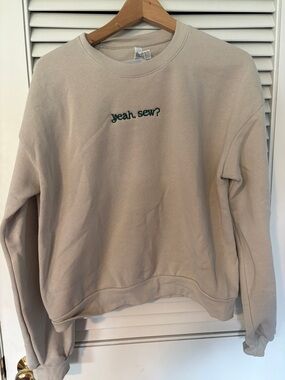 Like New ⭐️ Sewing Down South Cropped Long Sleeve Sweatshirt